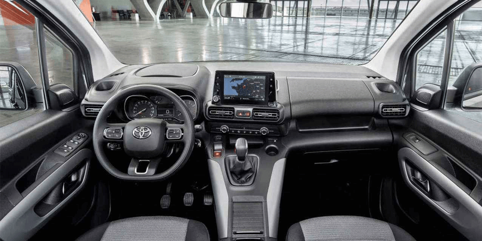 TOYOTA PROACE CİTY OTOMATİK DİZEL