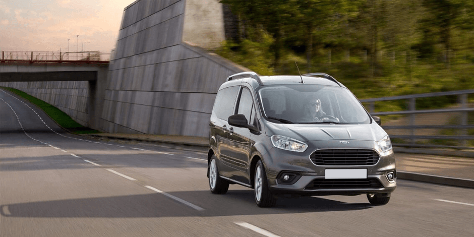 FORD TRANSİT COURİER