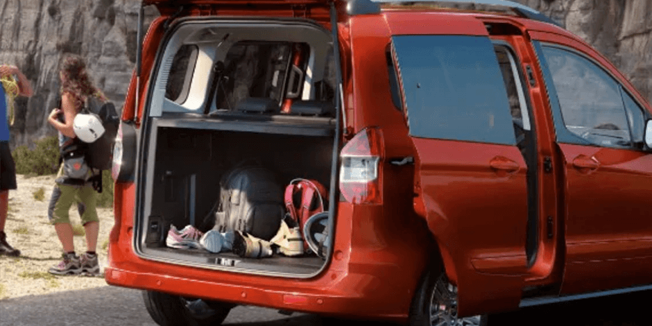 FORD TRANSİT COURİER