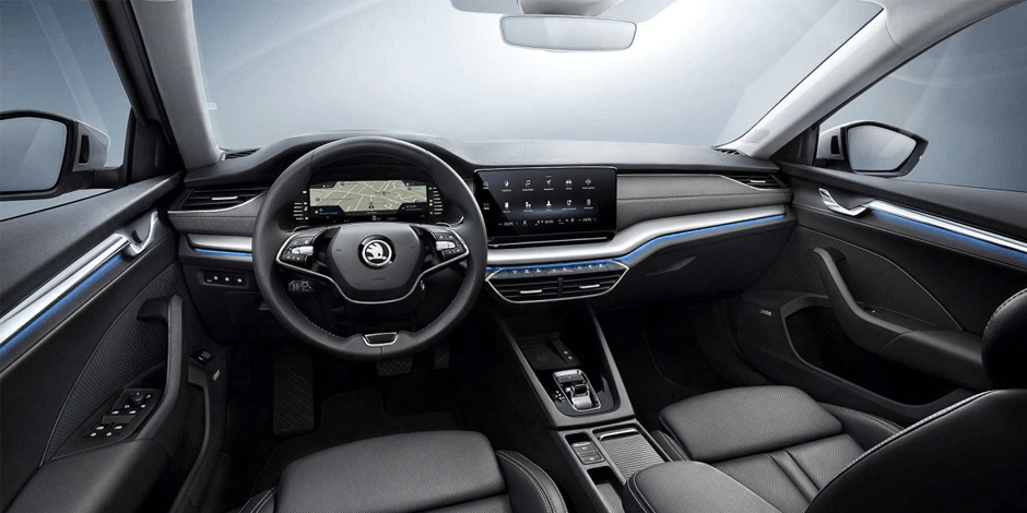 SKODA OCTAVİA BENZİN OTOMATİK